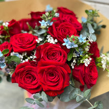 Load image into Gallery viewer, BLOOM'S Signature 20 Red Roses