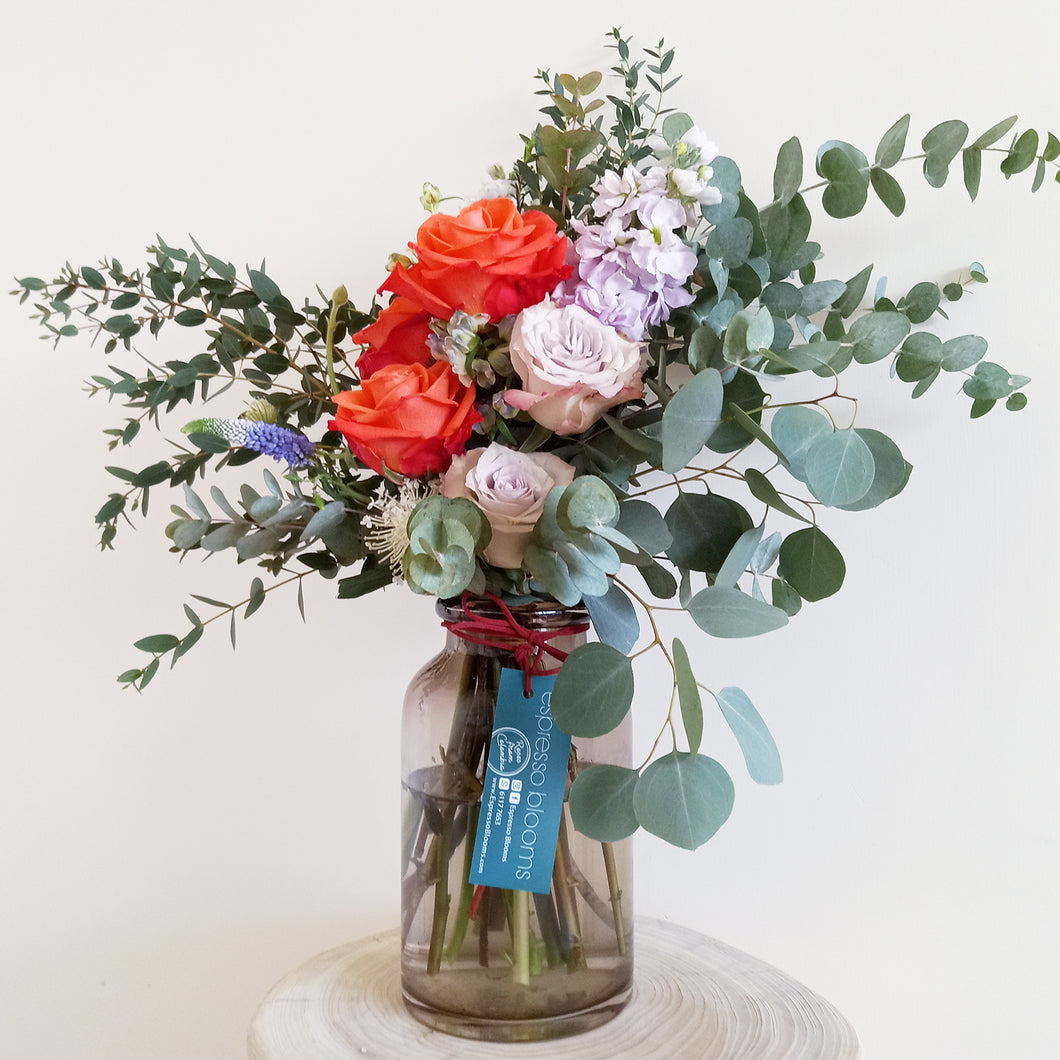 Vase + Bestie Rose Bouquet (Large)
