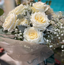 Load image into Gallery viewer, Bloom Candlelight* only available on Tues, Wed, Thurs