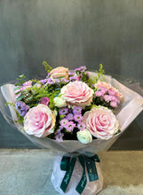 Load image into Gallery viewer, Pink Mondial Roses
