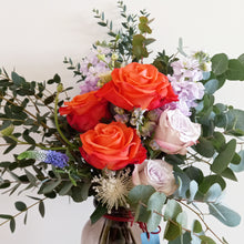 Load image into Gallery viewer, Vase + Bestie Rose Bouquet (Large)

