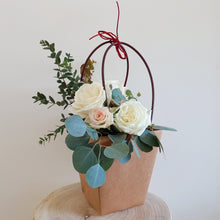 Load image into Gallery viewer, Vase + Summer Breeze Rose Bouquet (Medium)
